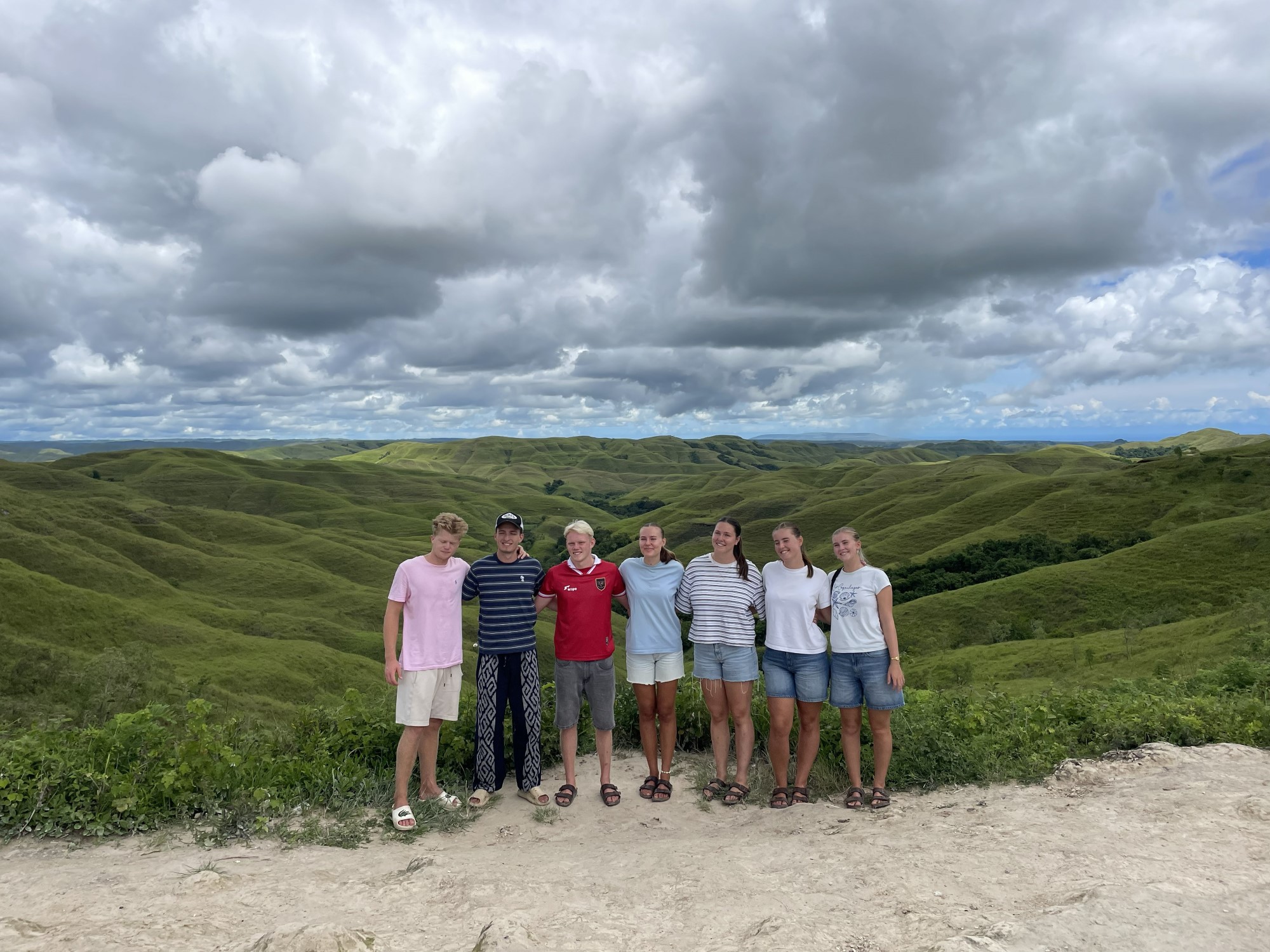 Ungglobal på Sumba